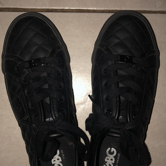 SNEAKERS - Picture 5 of 16